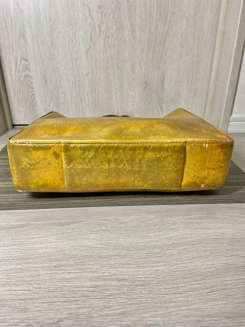 ルイヴィトン　トートバッグ　モノグラム　ヴェルニ　コロンバス　M91047