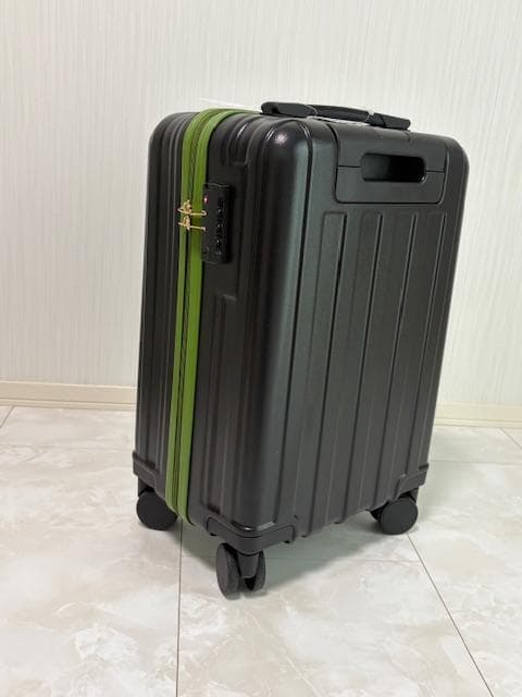 【新品未開封】 ディズニー アナ雪 キャリーケース付き５点セット