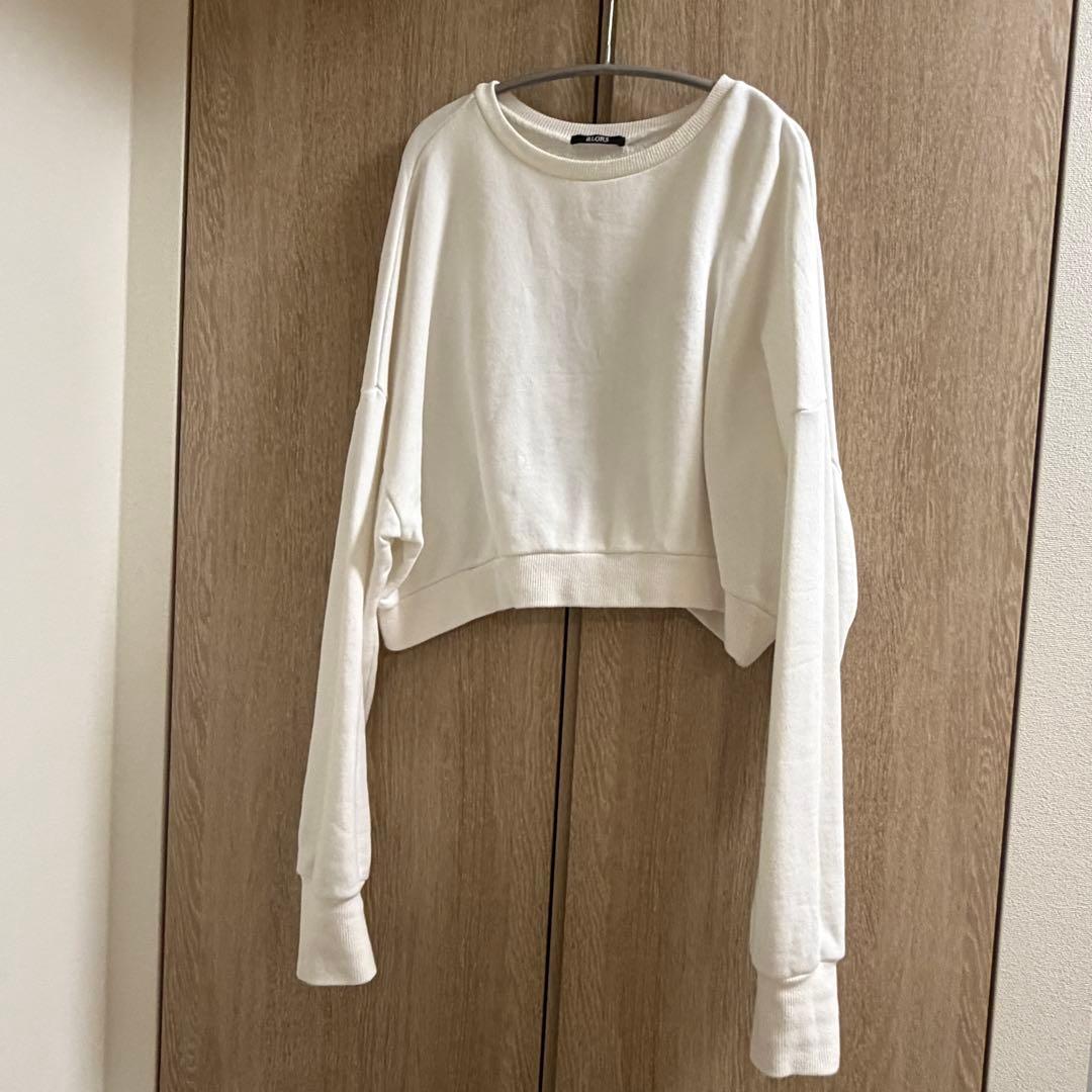 aLORS 刺繍　白スウェット