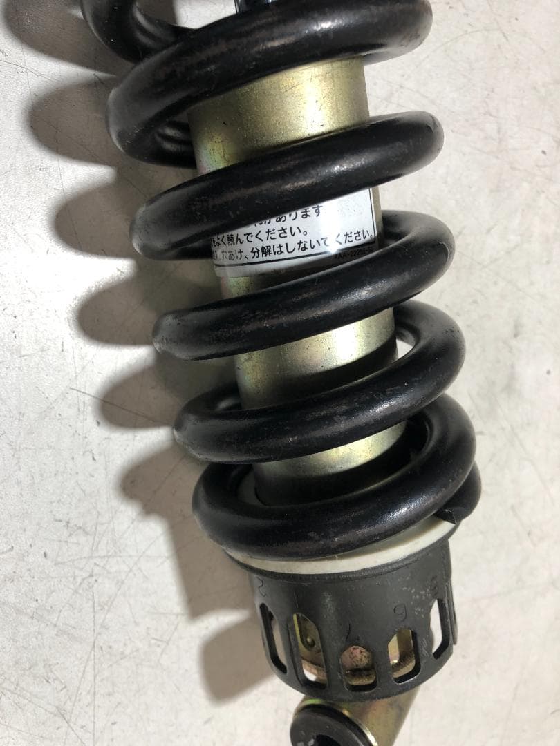 D9　ドラッグスター400クラシック　純正サスペンション