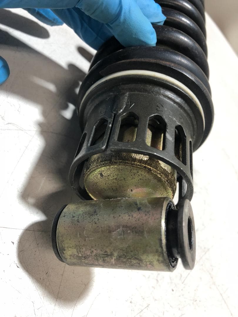 D9　ドラッグスター400クラシック　純正サスペンション