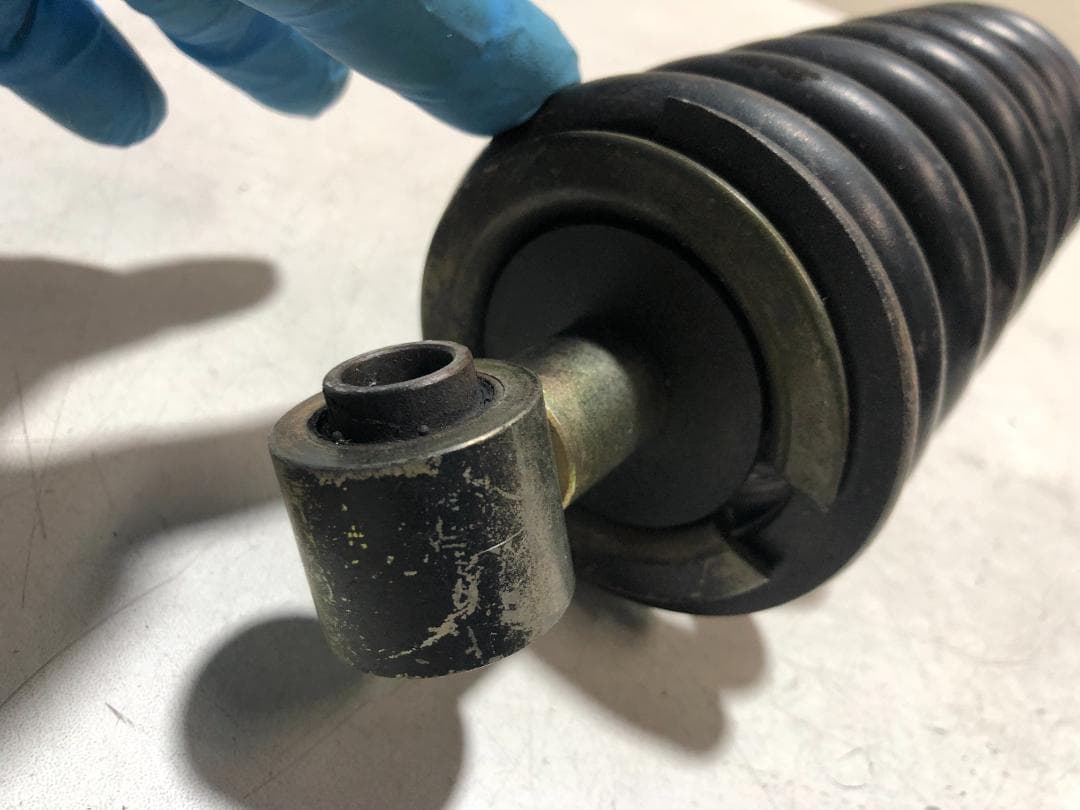 D9　ドラッグスター400クラシック　純正サスペンション