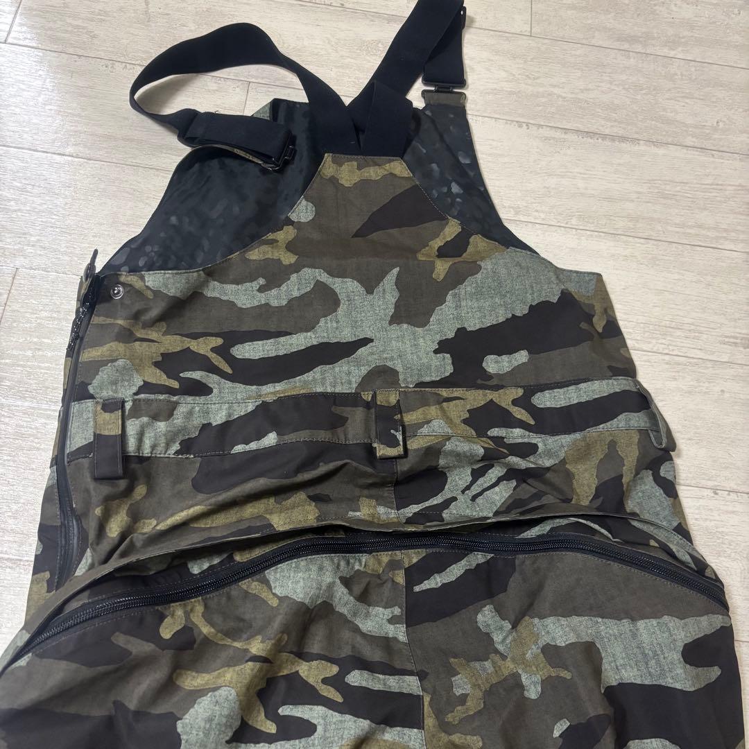 VOLCOM ビブパンツ GORETEX カモフラ