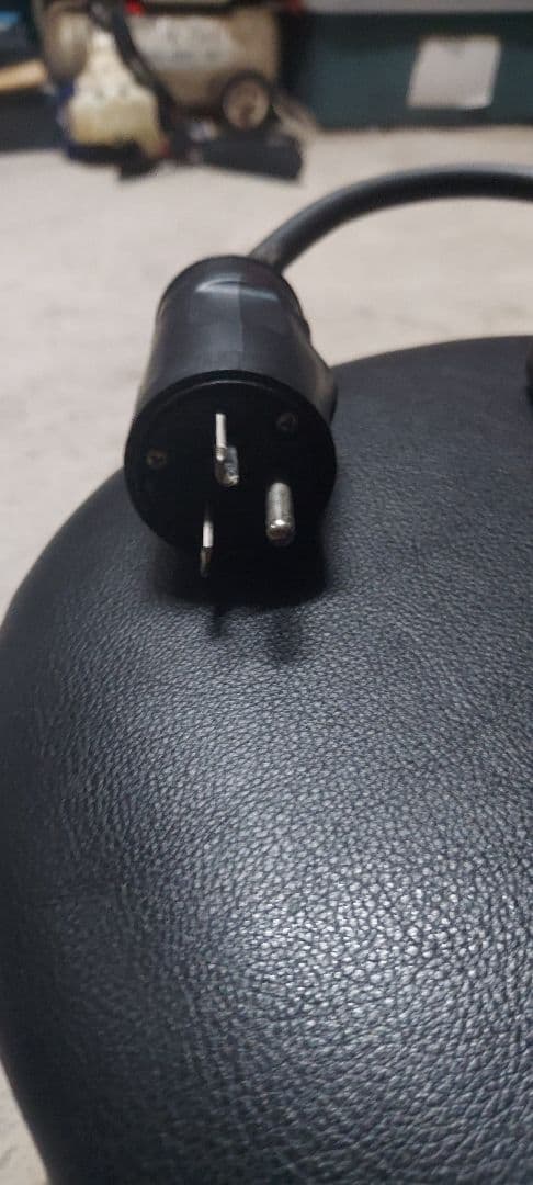 kenken24プリウスphv 純正充電ケーブル最終価格。