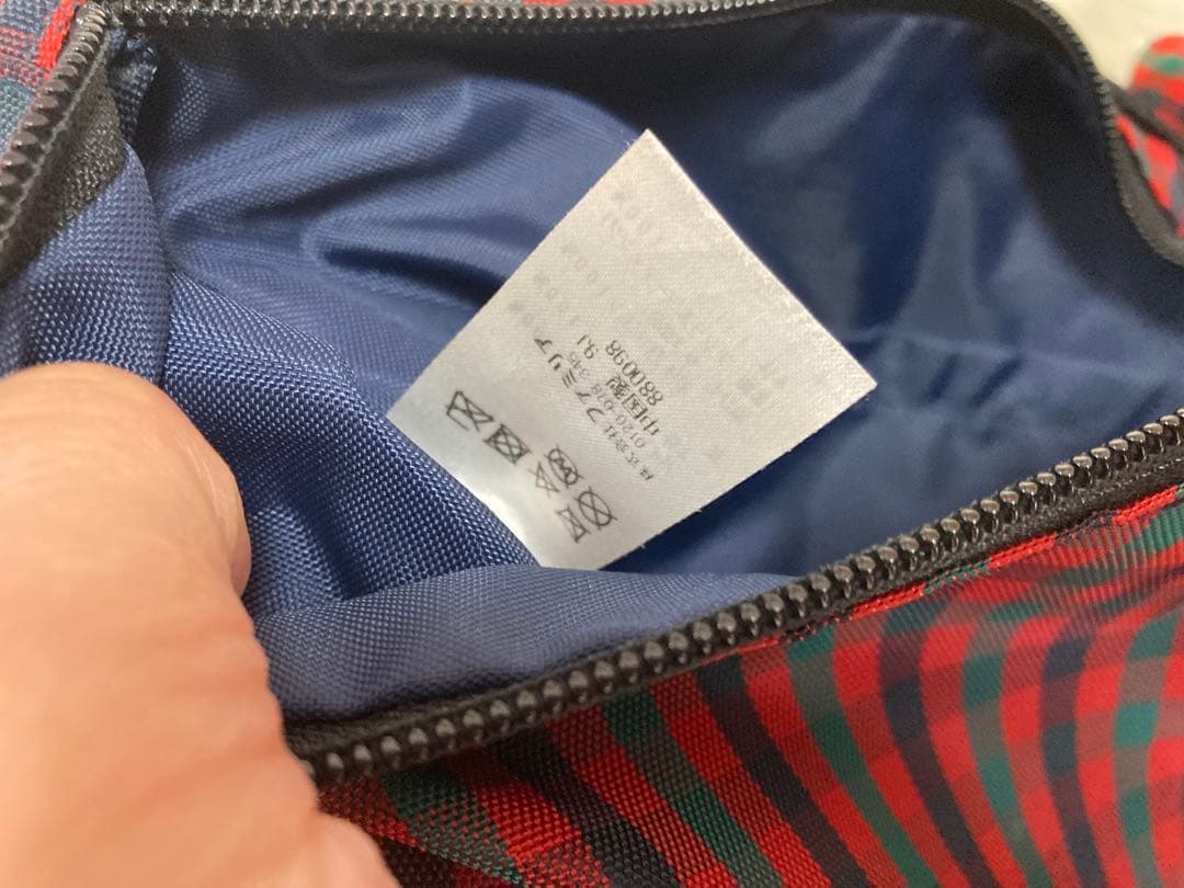 ゆ*ー様 ファミリア　サコッシュ　赤チェック