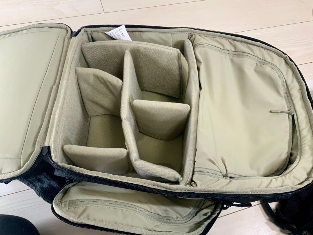 PGYTECH の OneGo Lite カメラリュック 16L 〈ブラック〉