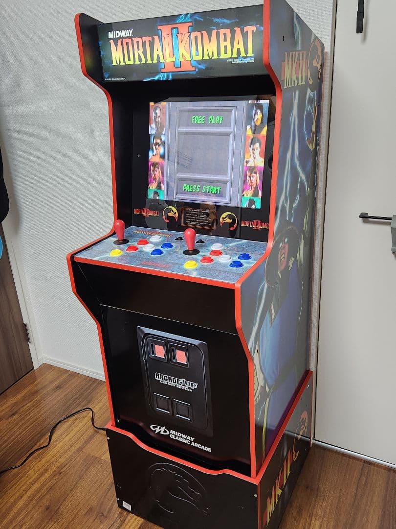 マ*リ様 アーケード1UP モータルコンバット2　本格大型ゲーム機　ゲーセン