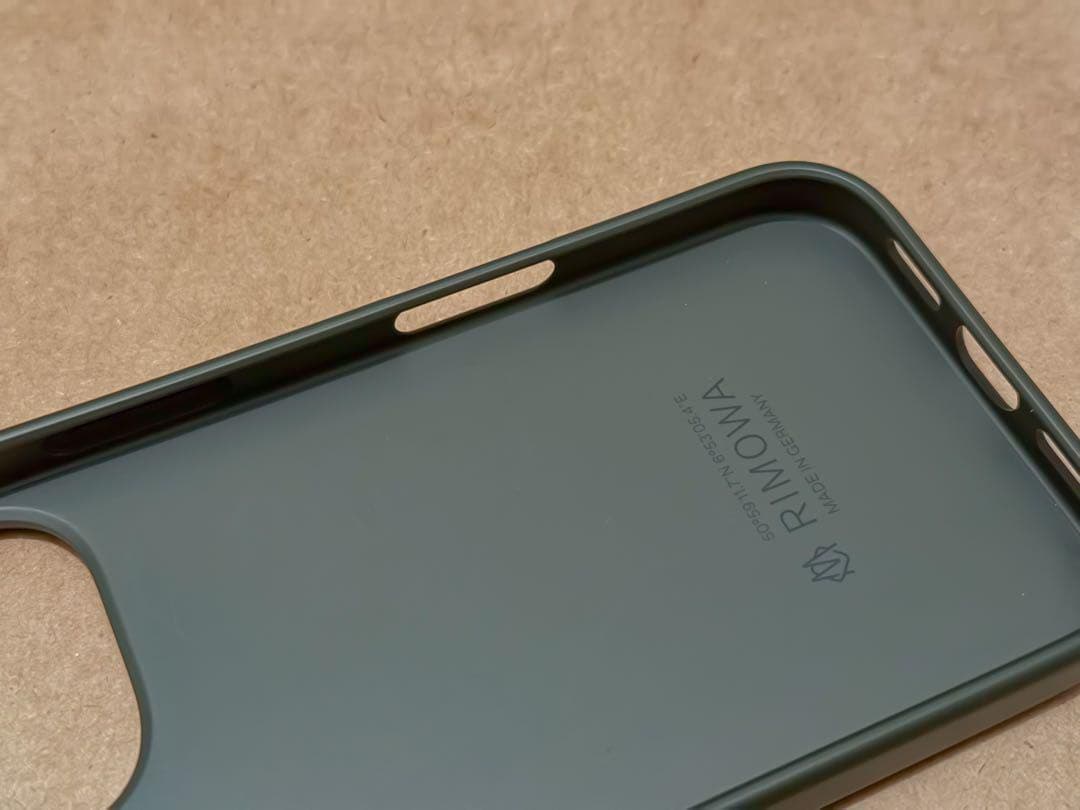 RIMOWA iPhone 16proケース