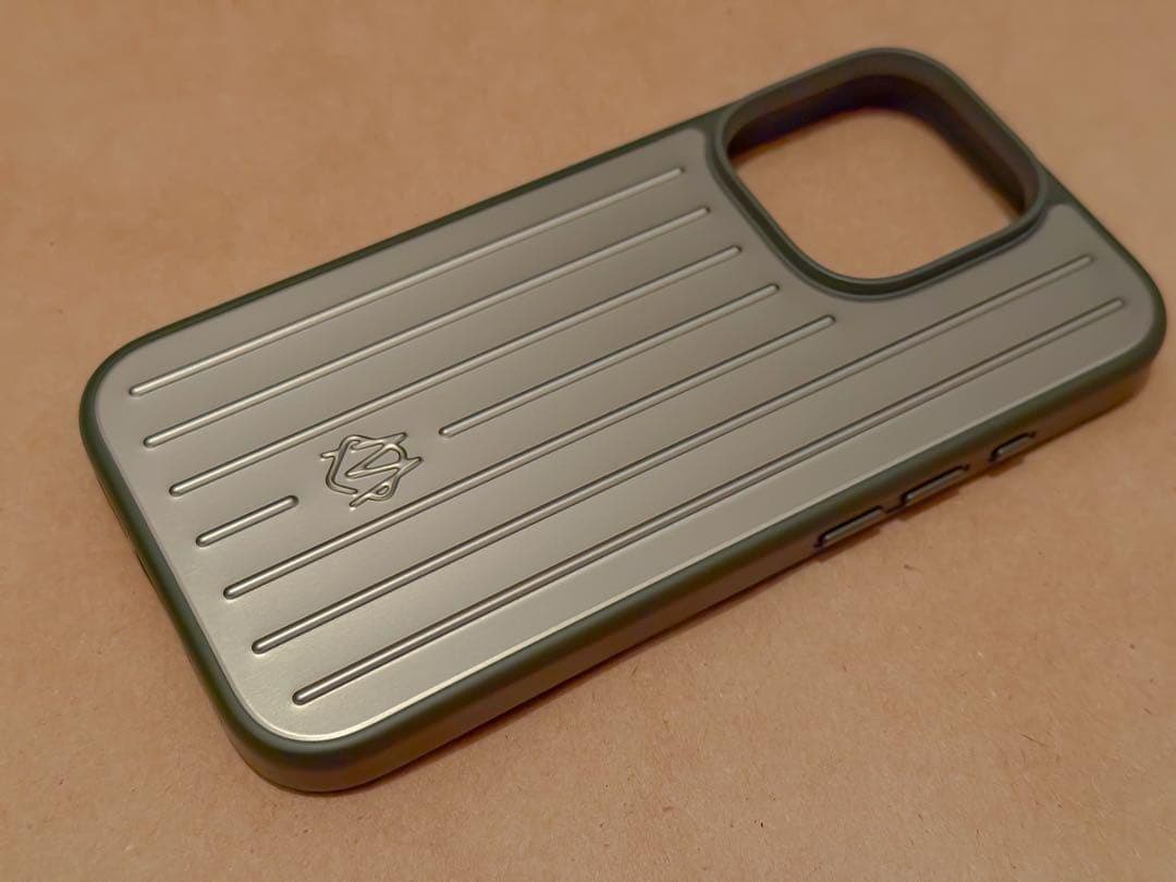 RIMOWA iPhone 16proケース