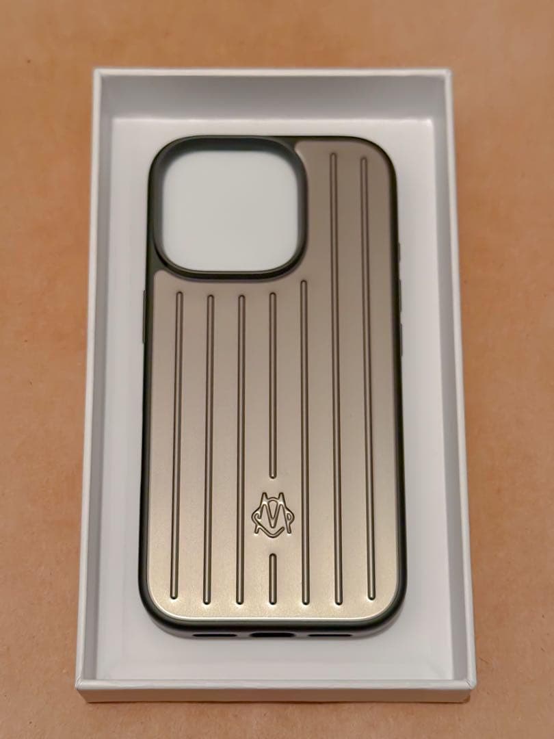 RIMOWA iPhone 16proケース