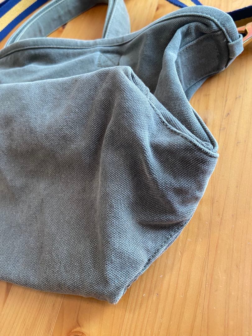 アパルトモン グラフィック ロゴ トートバッグ＋ストラップ