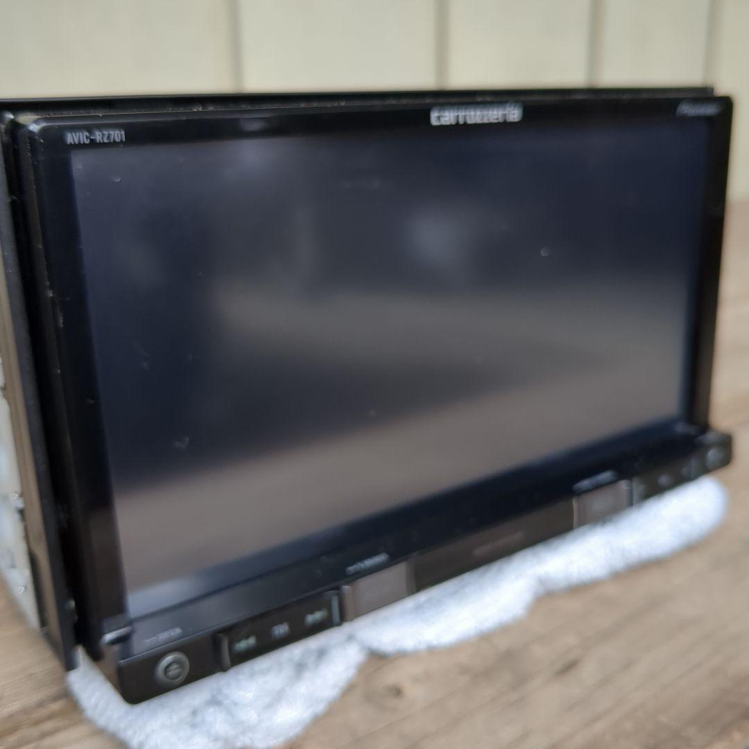 Pioneer AVIC-ＲＺ701カーナビゲーションシステム（送料込み）