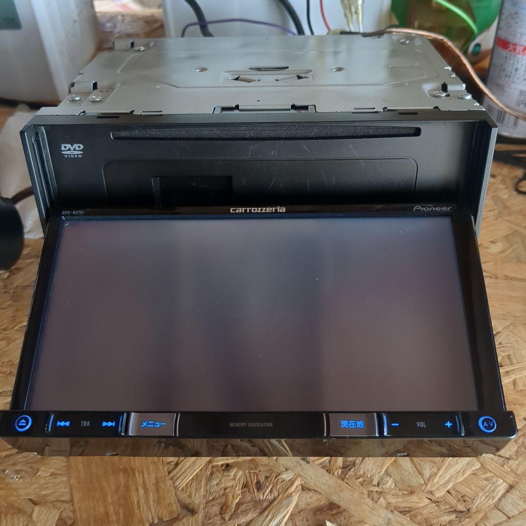 Pioneer AVIC-ＲＺ701カーナビゲーションシステム（送料込み）