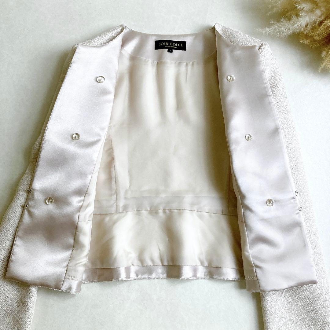 【美品】ソワールドルチェ ジャガード ノーカラーペプラムジャケット ベージュ L