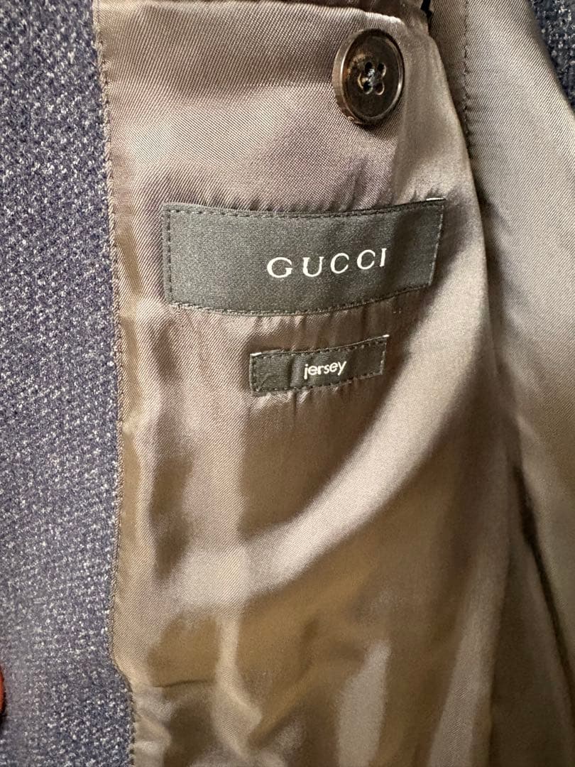 GUCCI グッチ ネイビー テーラードジャケット　サイズ44 ストレッチ機能