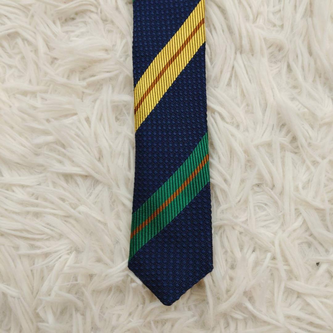 【タグ付き未使用】 バーバリー 高級シルクネクタイ ストライプ柄 ネイビー
