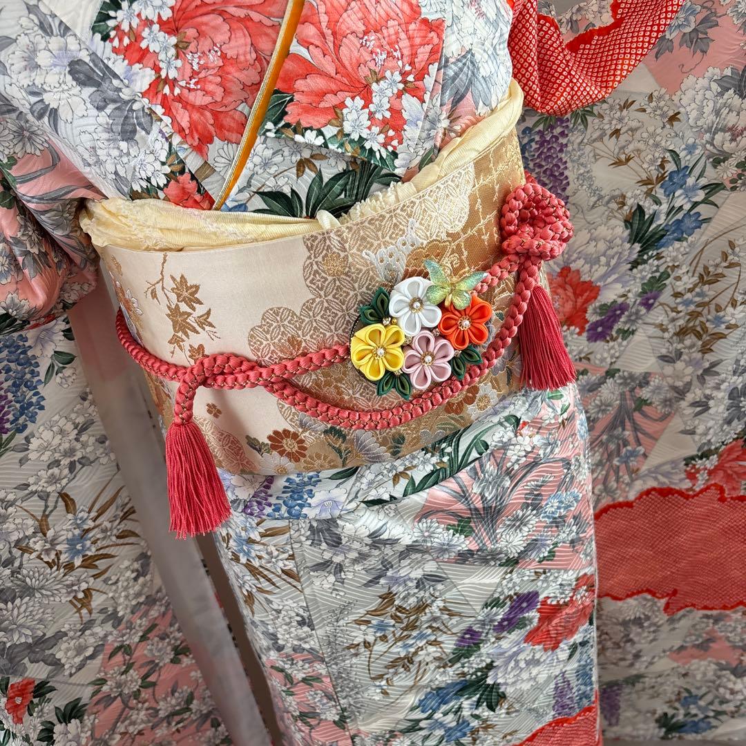 未使用に近い　正絹振袖フルセット　華やかな花柄　新品袋帯　オレンジ　成人式に