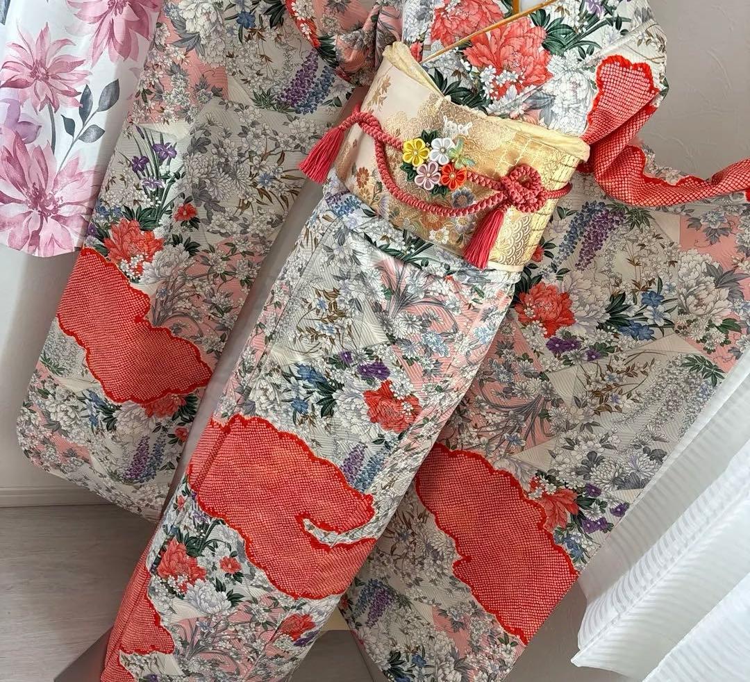 未使用に近い　正絹振袖フルセット　華やかな花柄　新品袋帯　オレンジ　成人式に