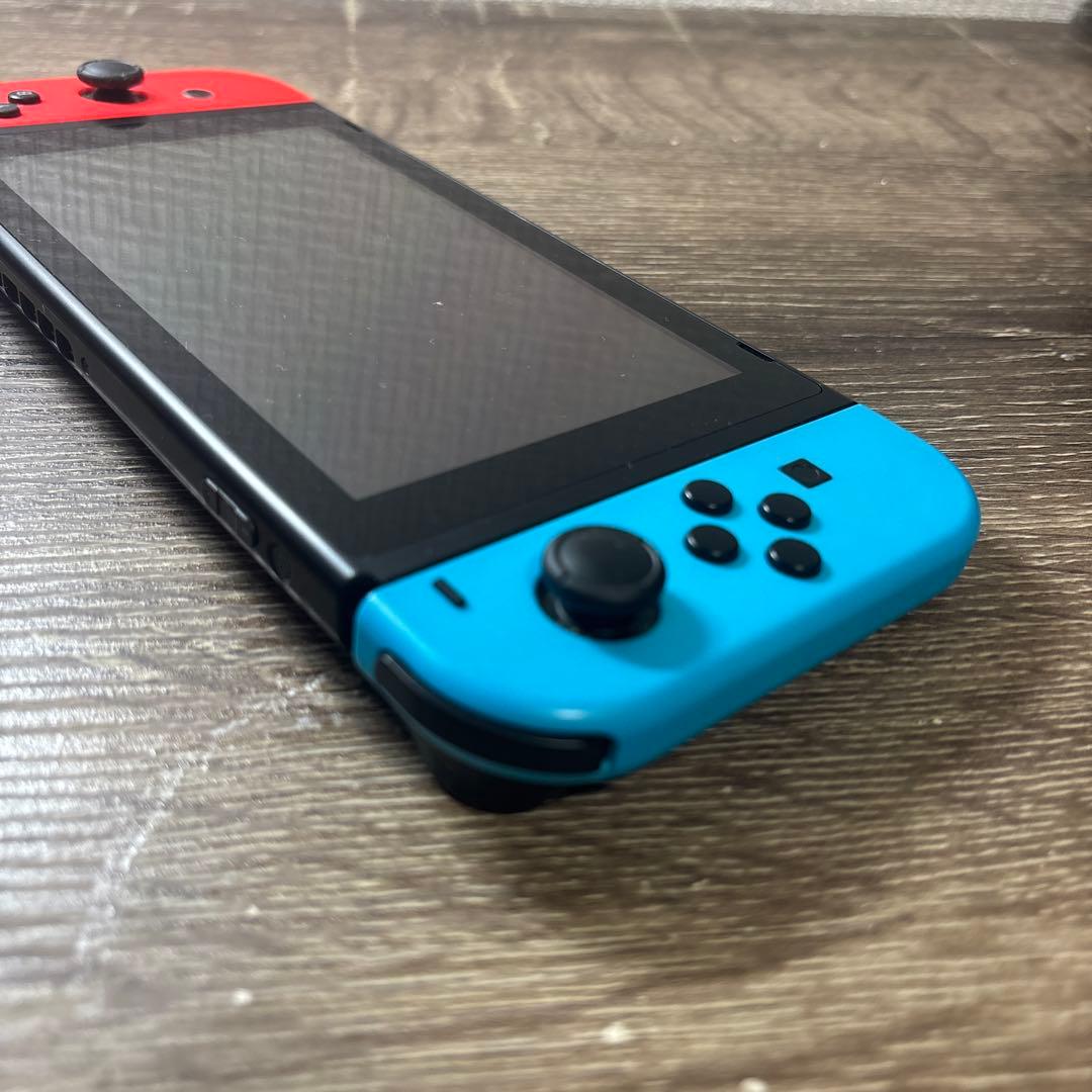 Nintendo Switch 本体　カセット3個付き