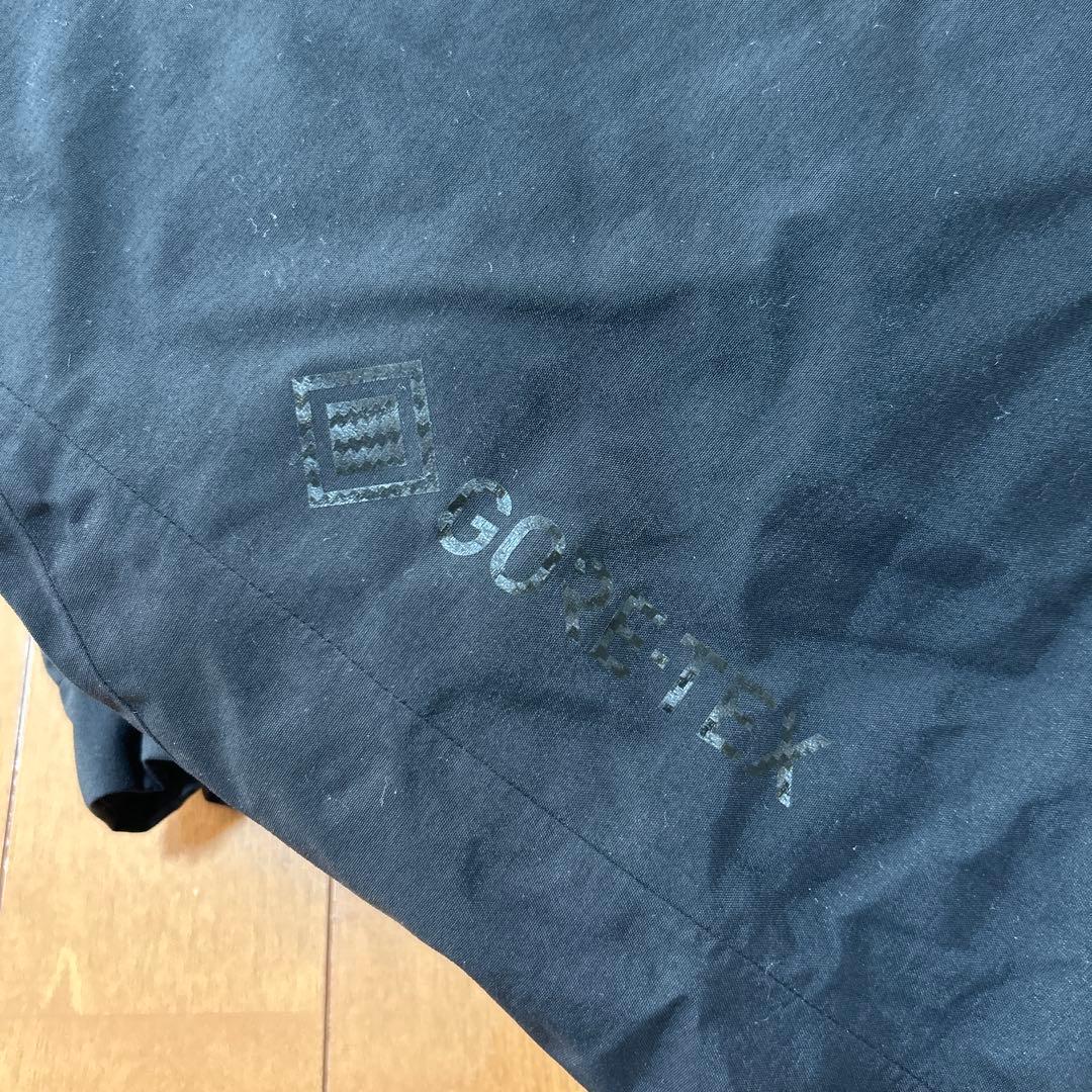 現行品！ダイワゴアテックスコンビアップウィンタースーツ　DW-1824 Lサイズ