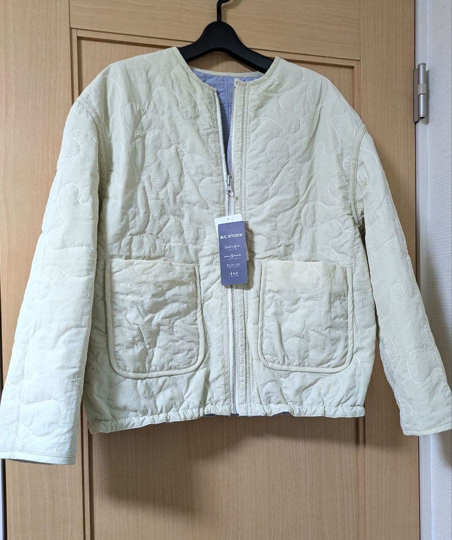 【タグ付き新品未使用】 ベーセーストック 刺繍キルトリバーシブルブルゾン