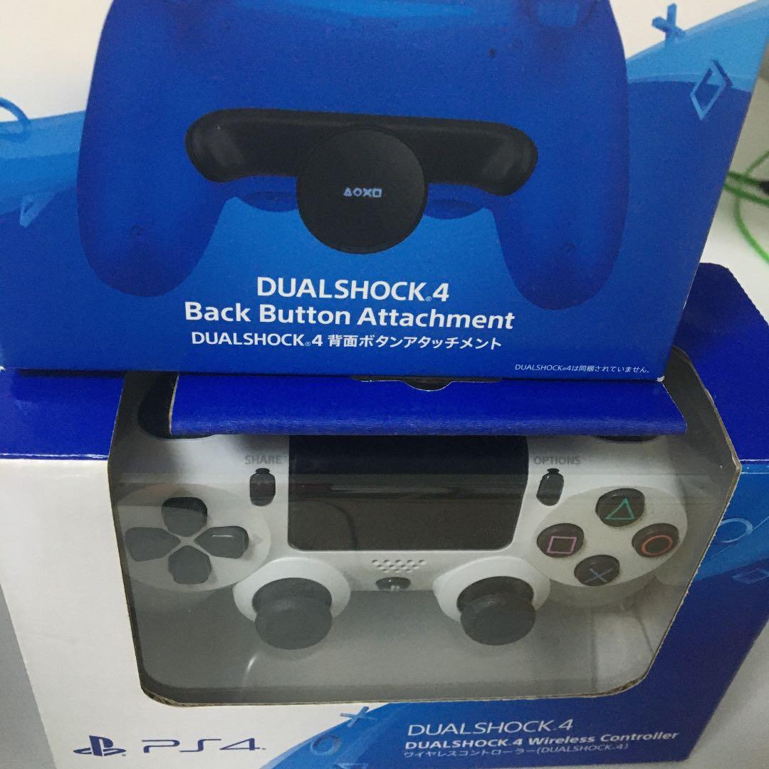DUALSHOCK4とDUALSHOCK4 背面ボタンアタッチメント