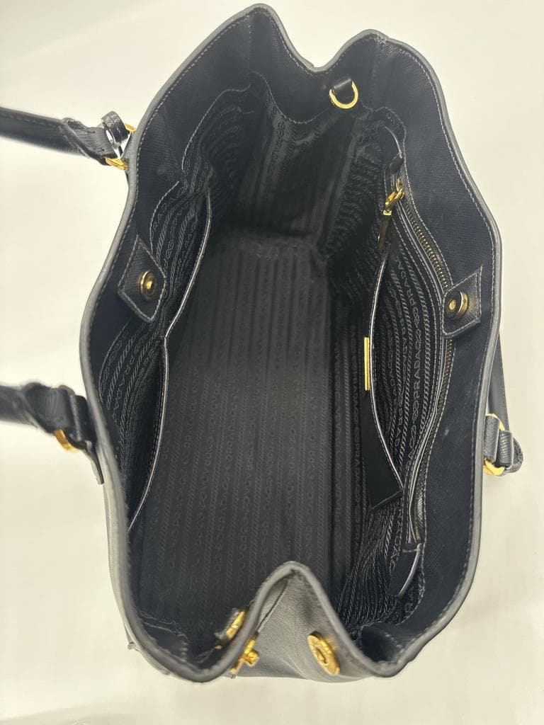 【極美品】プラダ サフィアーノ ガレリア 2WAYハンドバッグ レザー ブラック