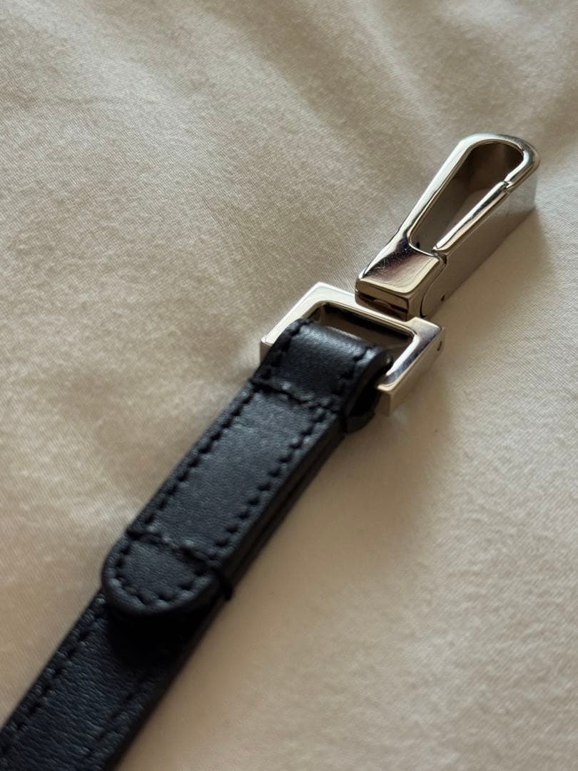 正規品本物 Gucci グッチ 犬用リード 黒 レザー メタル金具付き