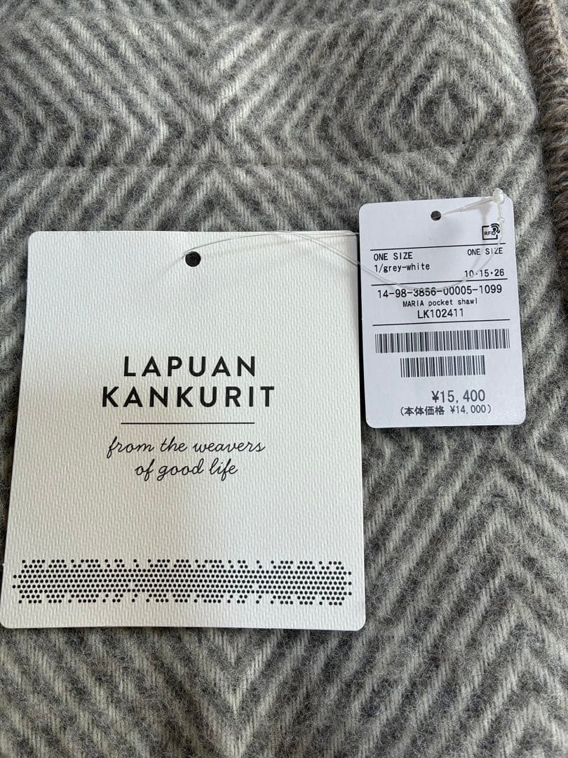LAPUAN KANKURITポケットショールMARIAタグ付き