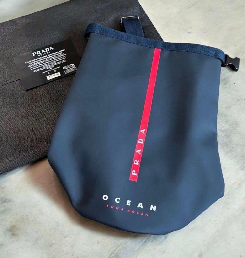 PRADA プラダ ショルダーバッグ ノベルティ　防水