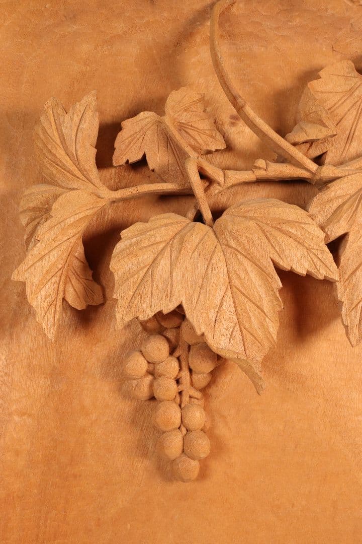 井波彫刻　一灯作　木彫　葡萄に栗鼠　壁掛け