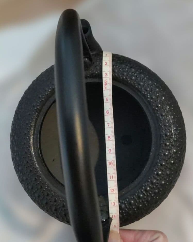 ハッシーさま専用　黒い鋳鉄鉄瓶 本場