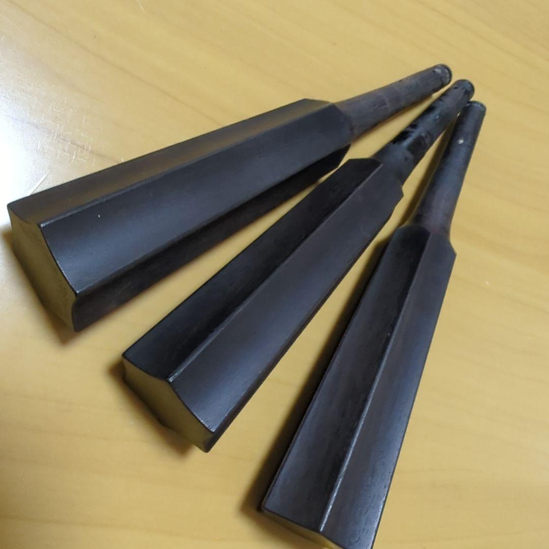 津軽三味線 黒檀の宇柄糸巻き