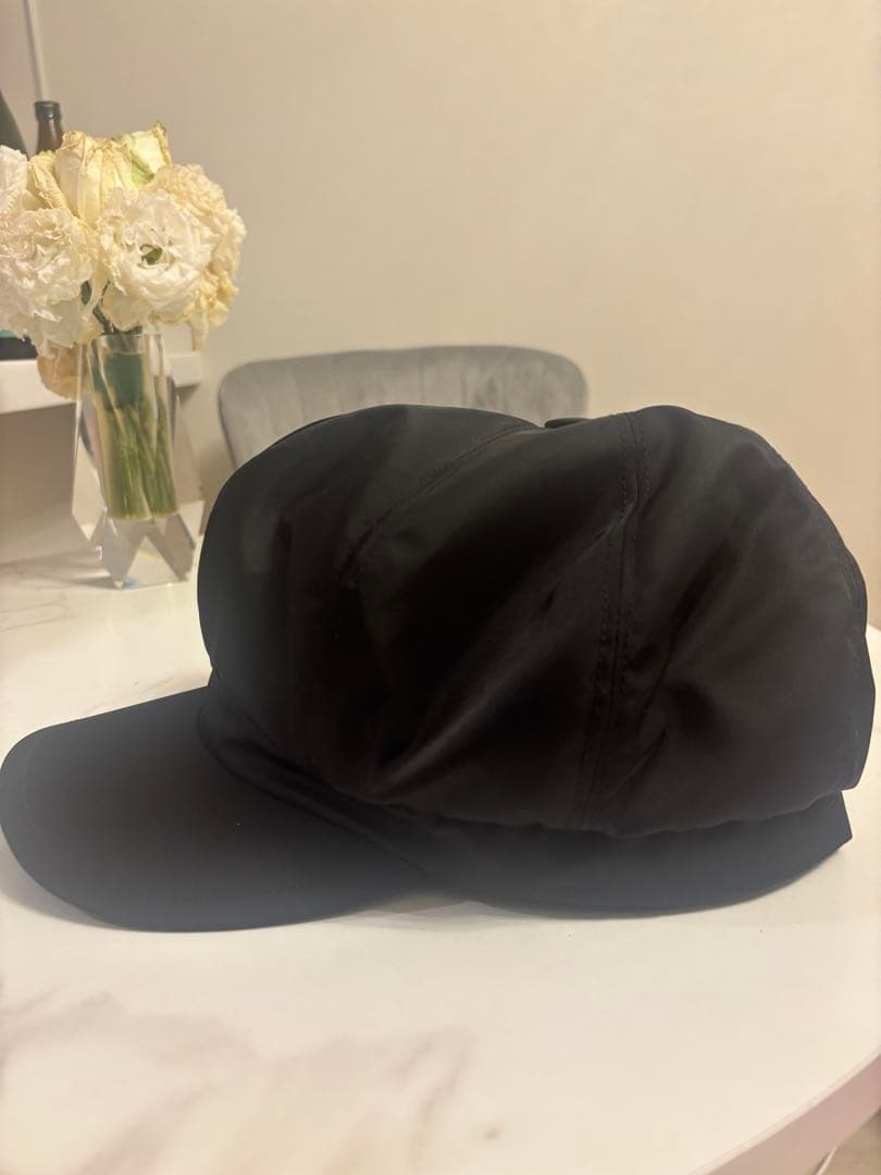 PRADA Re-Nylon ニュースボーイキャップ　Mサイズ
