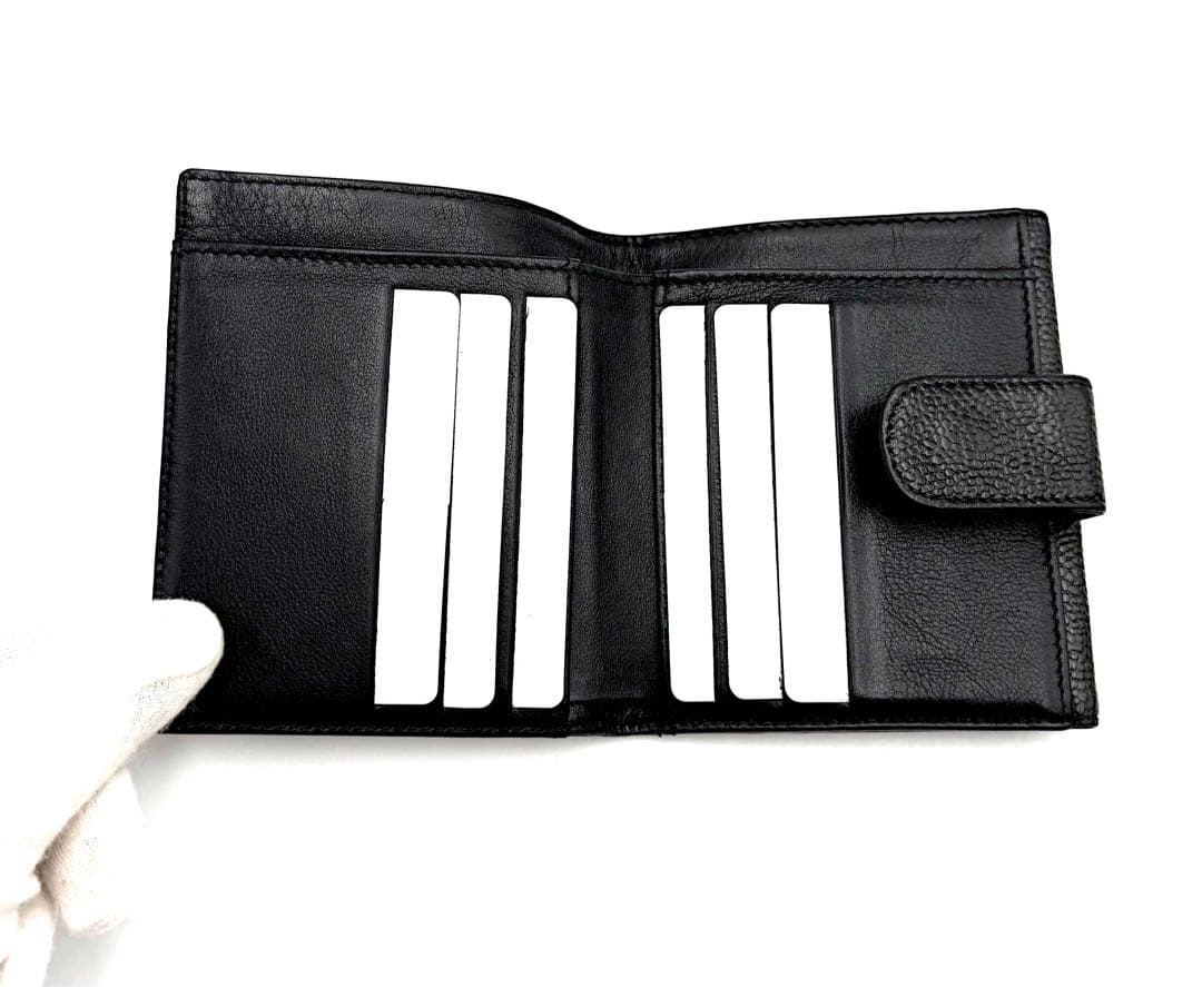 シャネルキャビアスキン ココマーク黒折り財布