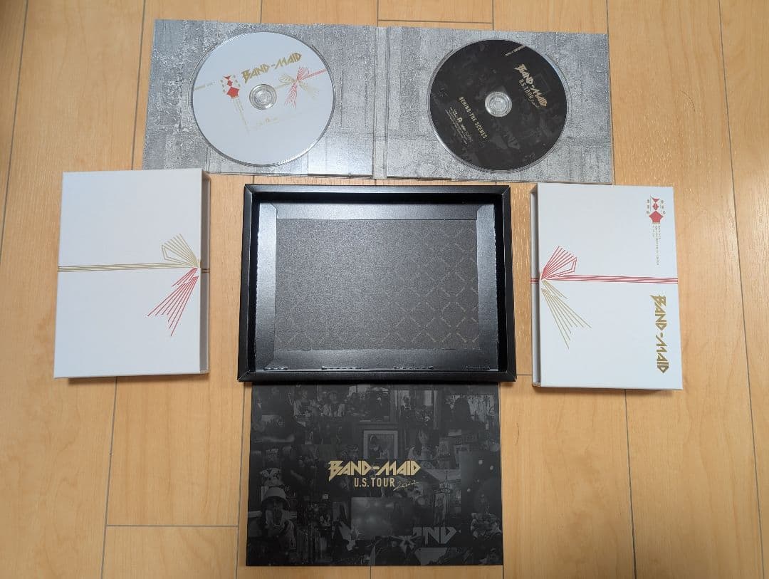 BAND-MAID 　CD+DVD+Blu-ray　セット+オマケ