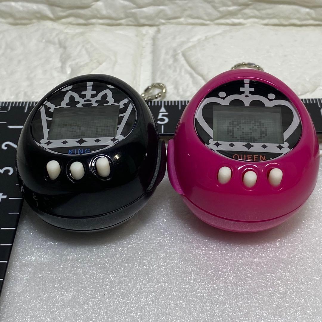 〈たまごっち〉恋するたまごっちゅ　KING & QUEEN　2色セット