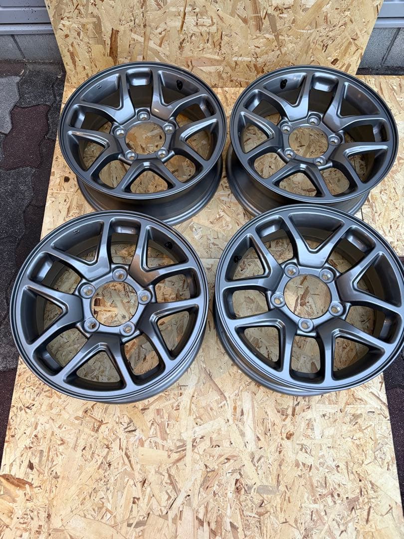 【新品】ジムニー JB64 新車外し 純正タイヤホイール 16インチ