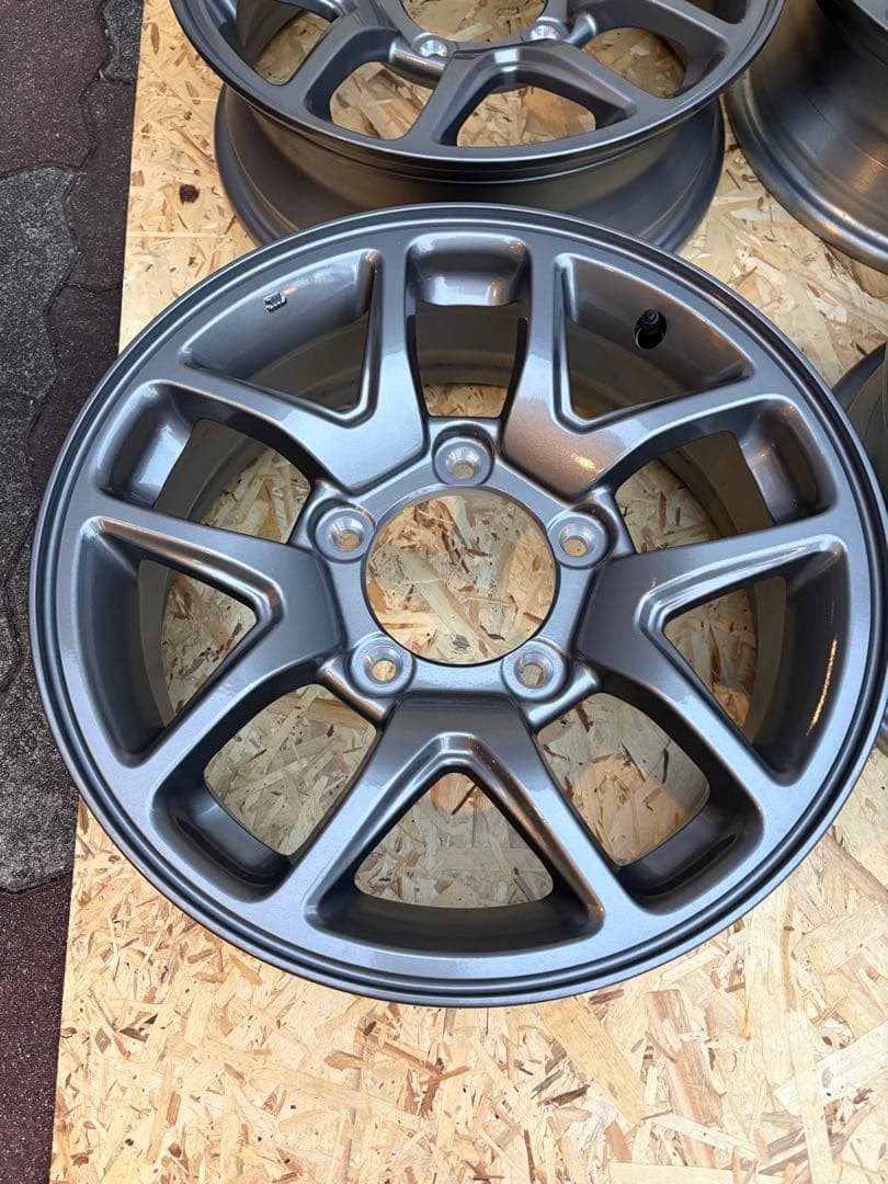 【新品】ジムニー JB64 新車外し 純正タイヤホイール 16インチ