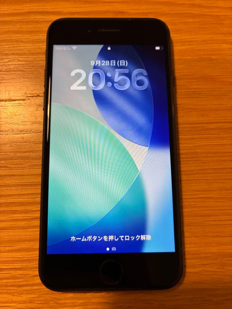 iPhone SE 第3世代 64GB ミッドナイト SIMフリー 79%