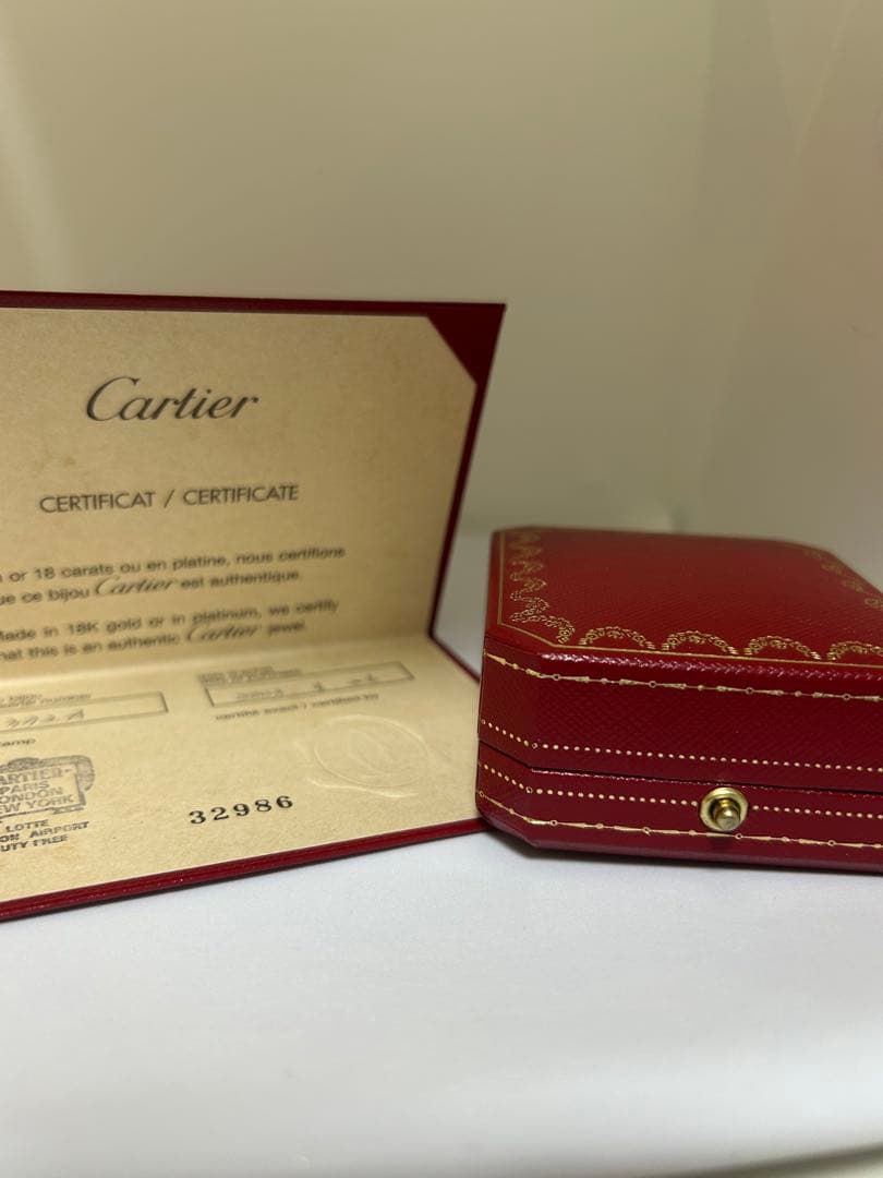Cartier（カルティエ）ラブチャーム