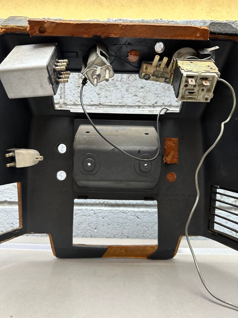 センターコンソールw114.280ce縦目最終型オールドメルセデスベンツ