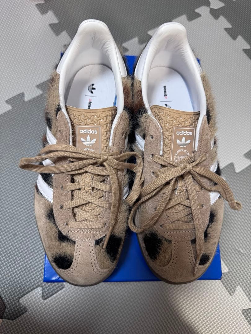 アトモス ピンク ガゼル　インドア