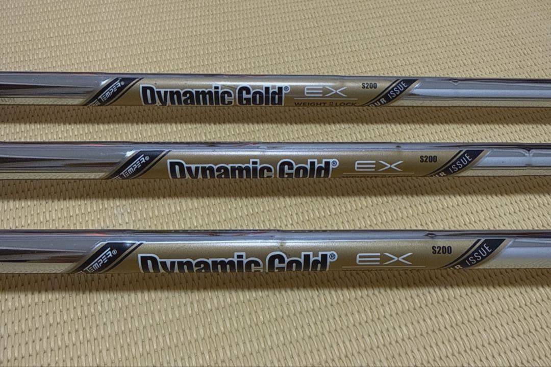 Cobra 2023スネークバイトクローム　ウェッジ3本セット