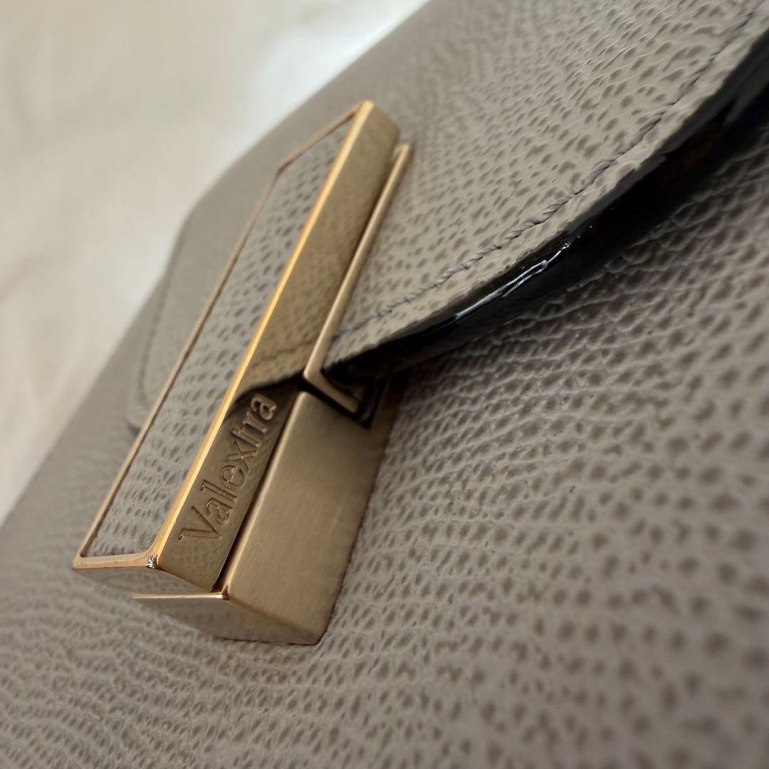 ⭐︎専用ページ⭐︎Valextra ヴァレクストラ マイクロ イジィデ グレー