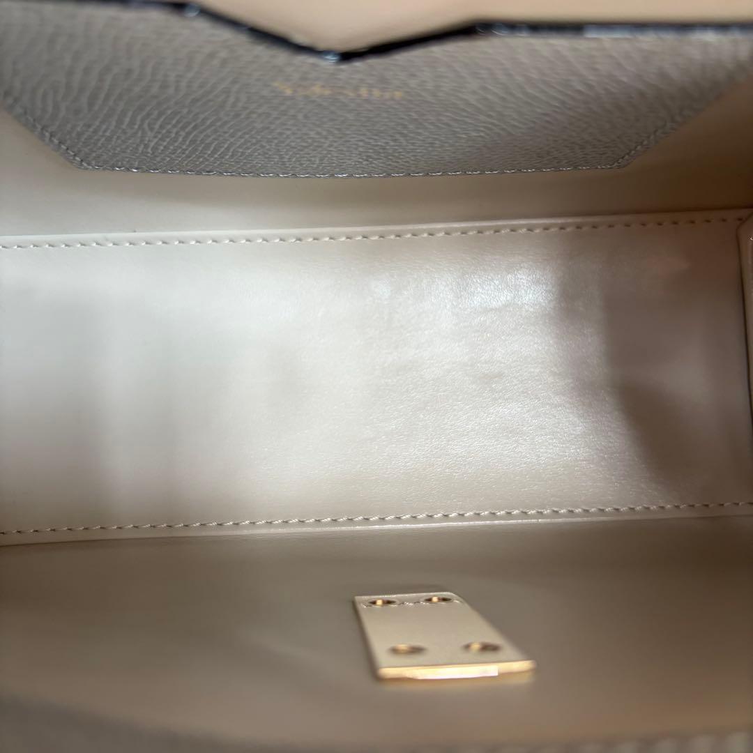 ⭐︎専用ページ⭐︎Valextra ヴァレクストラ マイクロ イジィデ グレー