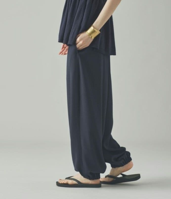 今季！新品未使用タグ付き/Curensology .ジョーゼットパンツ