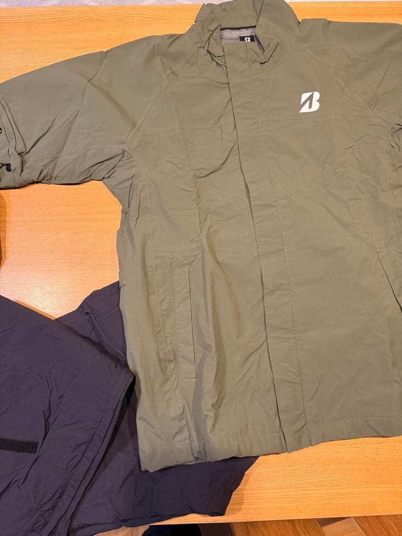 ブリヂストンゴルフ　水神レインウェア　ＬＬ