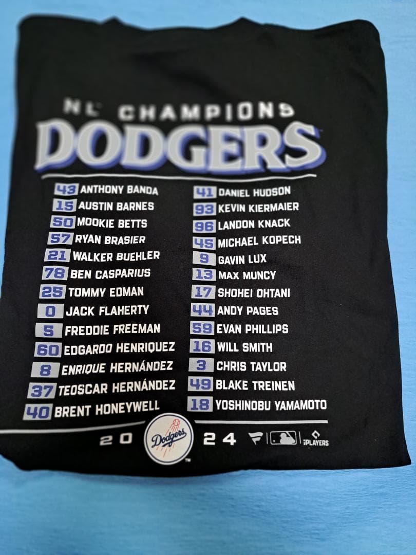 公式特別限定受注生産品ナショナルリーグチャンピオンズ ロスターTシャツブラック