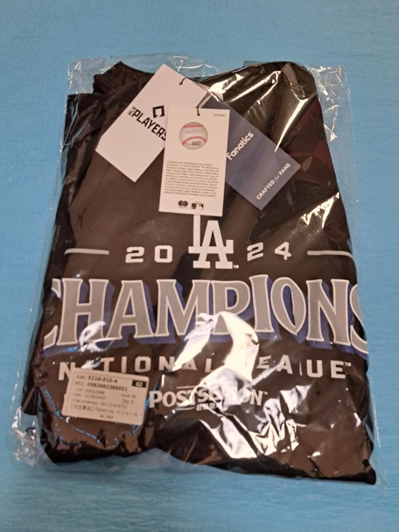 公式特別限定受注生産品ナショナルリーグチャンピオンズ ロスターTシャツブラック